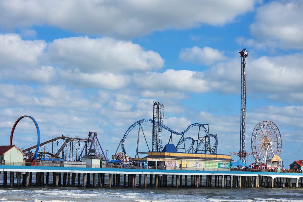 Pleasure Pier Rides Games Food Ferris Wheel Family Fun